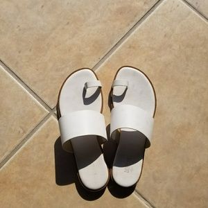 Michael Koss sandals size 8 white